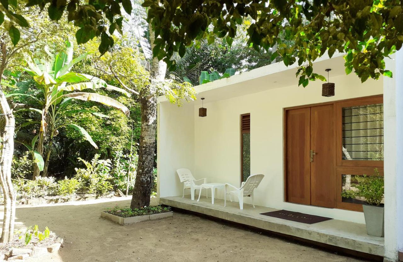 The Loft Otel Midigama East Dış mekan fotoğraf