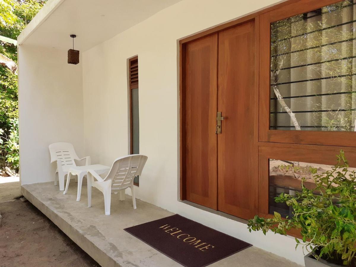 The Loft Otel Midigama East Dış mekan fotoğraf